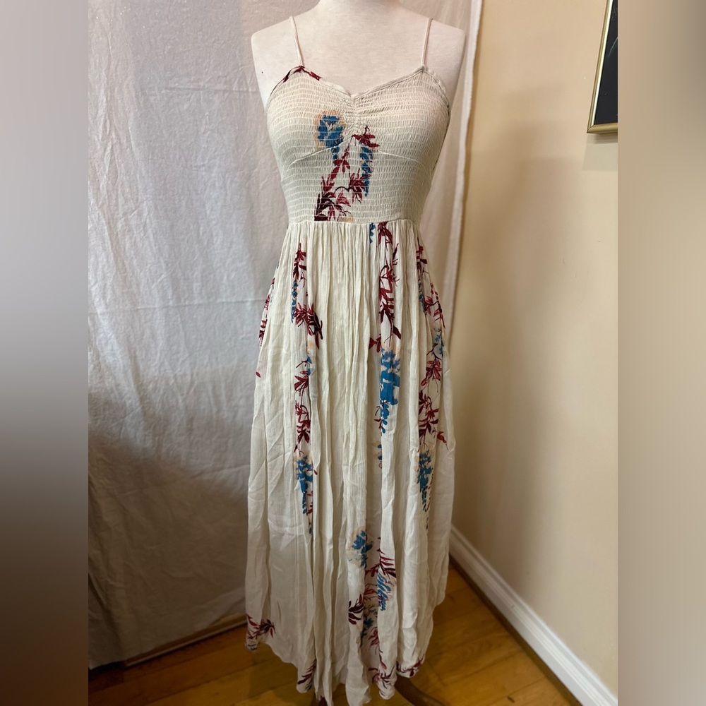 Free People maxi dress 100% rayon adjustable straps size medium.